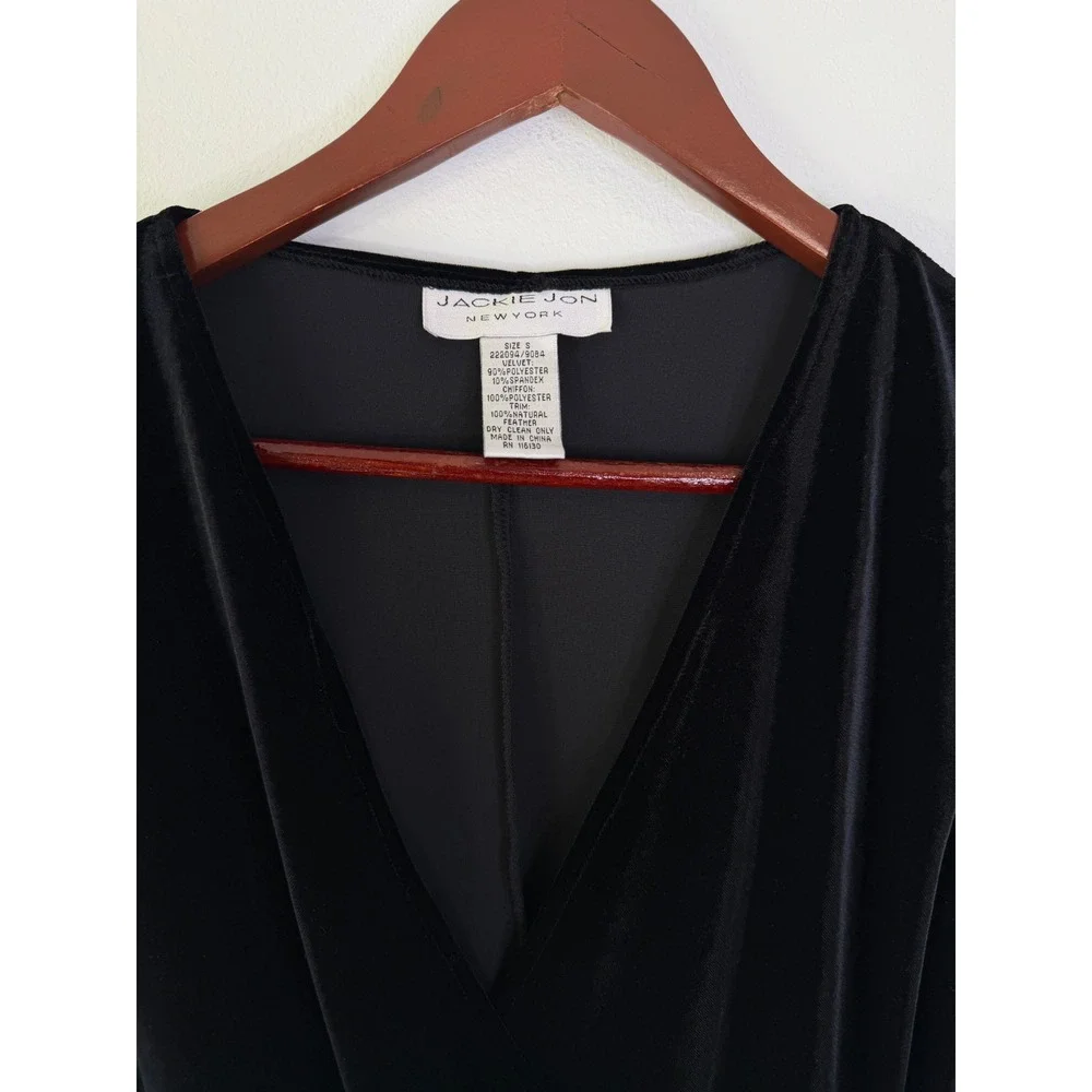Vintage Jackie‎ Jon Black Velvet Faux Wrap Top Feather Trim Small Whimsigoth 90s